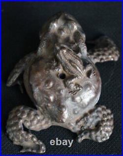 Antique Japan bronze Kaeru frog sculpture 1900 Suiteki Zen Writing