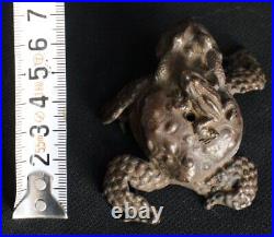 Antique Japan bronze Kaeru frog sculpture 1900 Suiteki Zen Writing