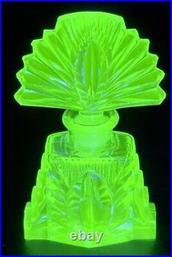 Antique Vaseline Glass Art Deco Vintage Art Glass Uranium Perfume Bottle Japan 4