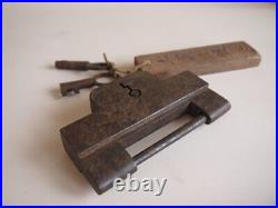 Edo period Storehouse key movable item 15cm 555g with lock key Antique Japan