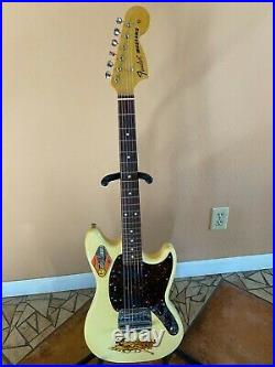 Fender Japan Mustang Guitar Vintage White Made in Japan