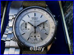 Seiko 7a28 7020 James Bond Vintage Men's Flyback Chronograph Watch