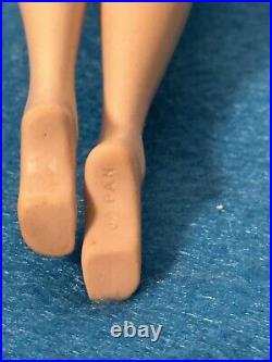 Stunning Brunette Ponytail Barbie # 3 original doll & suit