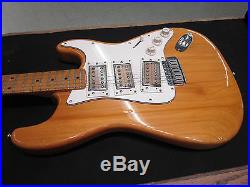 Univox Ripper Vintage Stratocaster Electric Guitar Matsumoku Made In Japan