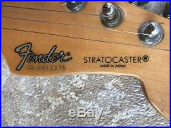 Vintage 1987 Fender Stratocaster in sunburst E643375