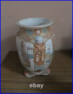 Vintage Antique Japanese Satsuma Pictorial  Pottery Porcelain Vase 9