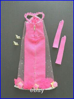 Vintage Barbie 1968 Extravaganza Outfit #1844 With HTF Gloves & Heels