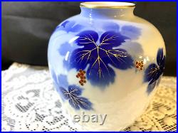 Vintage Fukagawa 6.5 In. Vase Rare Design