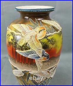 Vintage JAPANESE NIPPON Ceramic HEAVY MORIAGE Bird SPARROW Hand Painted VASE