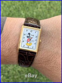Vintage SEIKO Mens Gold MICKEY MOUSE WATCH Square Case Disney Rare Collectible