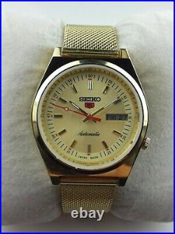 Vintage Seiko 5 Lovely Golden Case Mens Automatic Japan Working Wrist Watch Mn
