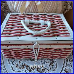 Vintage Sewing Basket Presentation Antique Mignonette